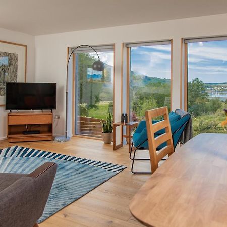 Cuillrigh - Luxury House, Loch & Mountain Views Villa Portree Exterior photo